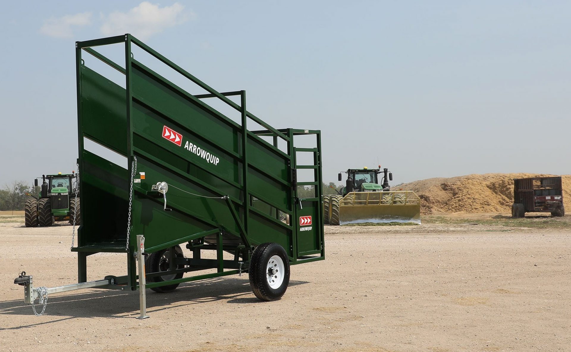 Stationary & Portable Cattle Loading Chute Arrowquip