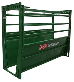 Side profile of Easy Flow Adjustable Cattle Alley with adjustable blinders